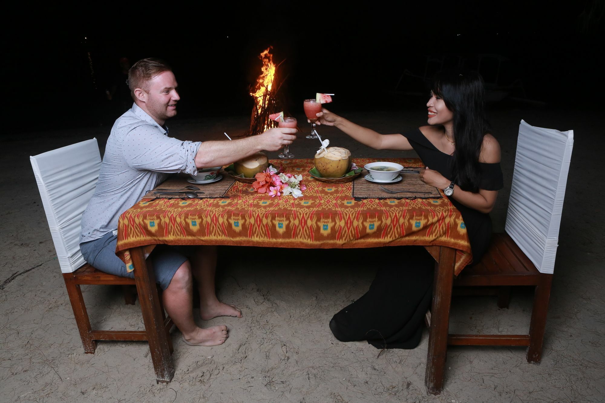 Nirvana Gili Sudak Luaran gambar