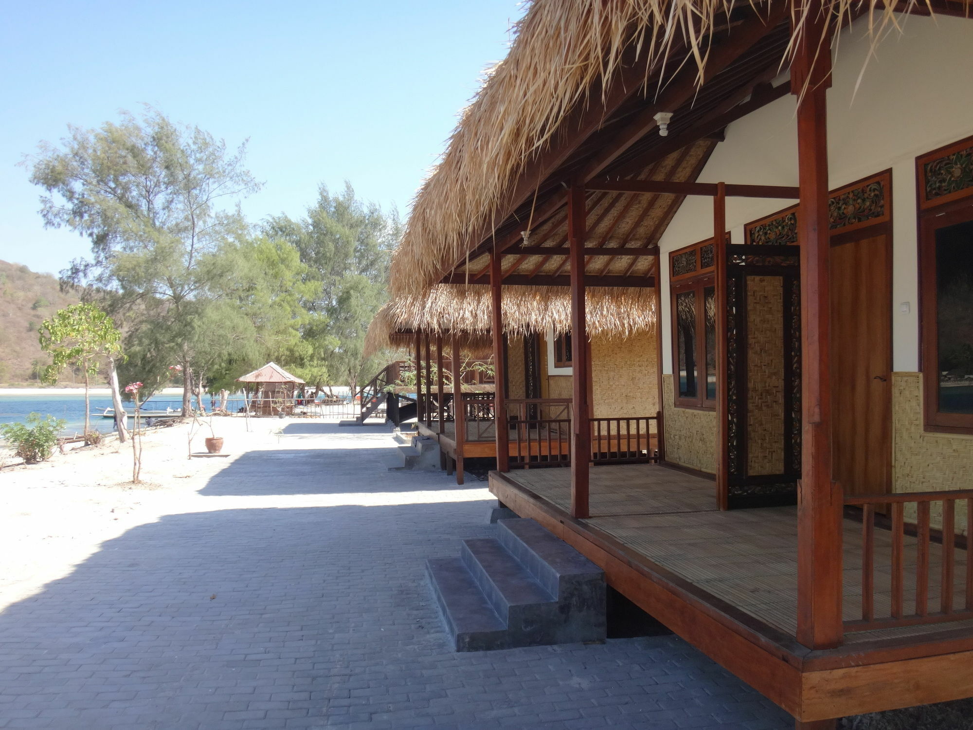 Nirvana Gili Sudak Luaran gambar
