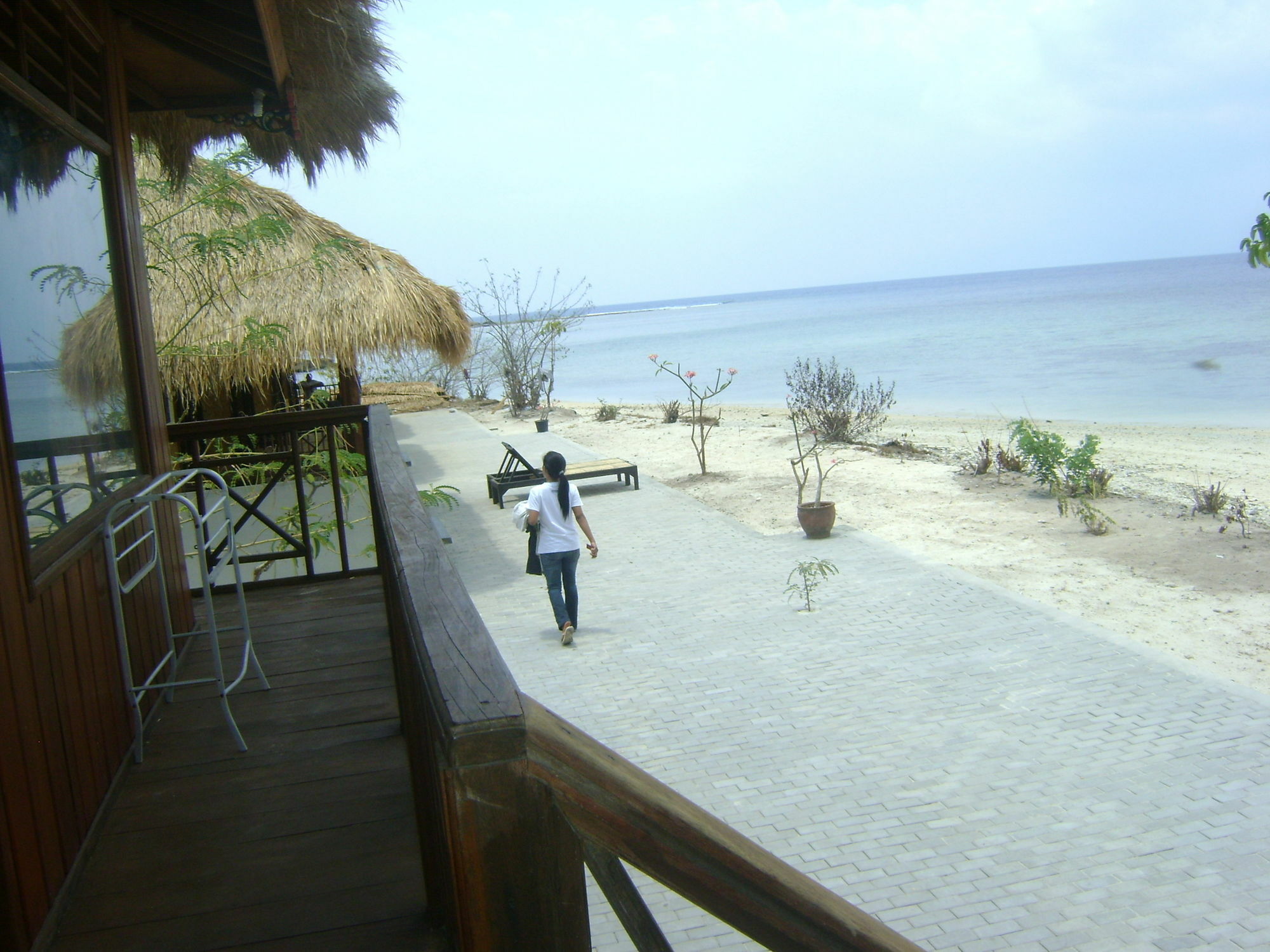 Nirvana Gili Sudak Luaran gambar