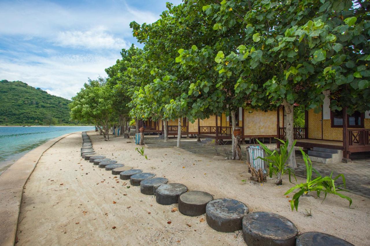 Nirvana Gili Sudak Luaran gambar